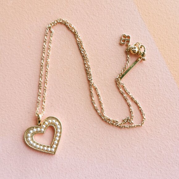 Alicia Bonnie - Charlotte White Pearl Gold Pendant Necklace - NEW - Picture 3 of 4